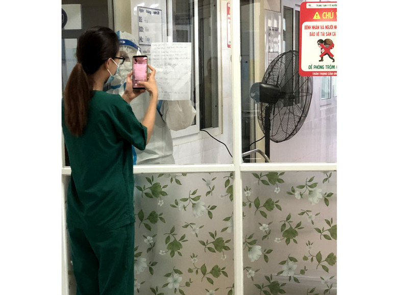 Cách truyền tin trong khu cách ly điều trị đặc biệt.