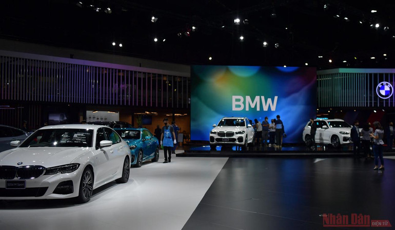 Mãn nhãn ở Triển lãm ô-tô quốc tế lần thứ 41 tại Bangkok -4