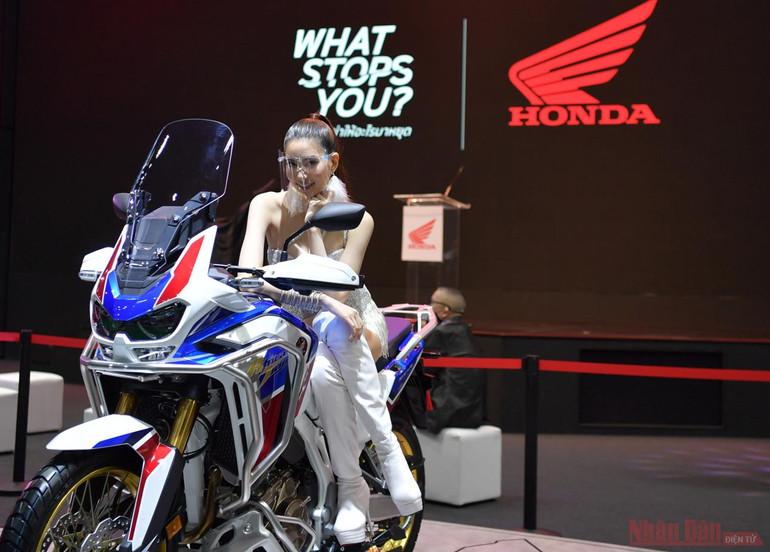 Mãn nhãn ở Triển lãm ô-tô quốc tế lần thứ 41 tại Bangkok -7