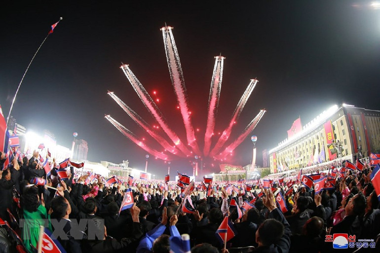 Hình ảnh lễ duyệt binh của Triều Tiên ở Quảng trường Kim Nhật Thành -7