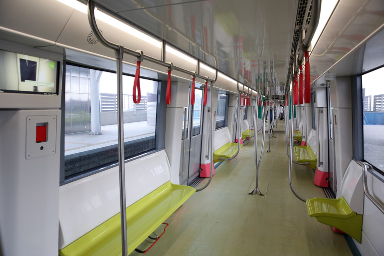 Mở cửa đón người dân tham quan tàu Metro Nhổn – ga Hà Nội -4