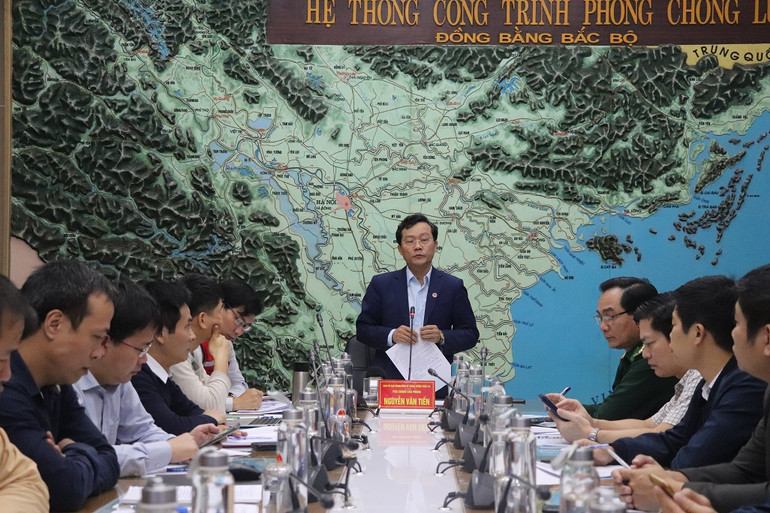 Kích hoạt cảnh báo cấp độ rủi ro thiên tai do ngập lụt, lũ quét, sạt lở đất lên cấp 4 -0