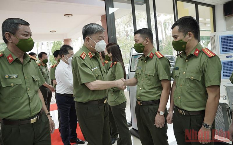 Bộ trưởng Công an Tô Lâm thăm, làm việc tại thành phố Đà Nẵng -0