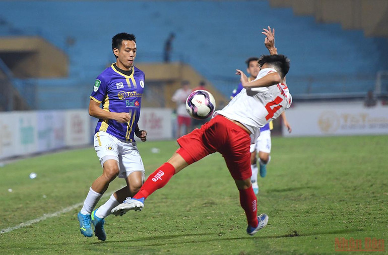 CLB Hà Nội giành chiến thắng đậm trong ngày chia tay Quang Hải -0