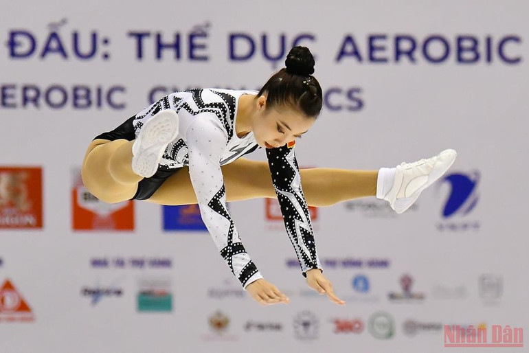 Những khảnh khắc "Vàng" của Đội tuyển aerobic Việt Nam ảnh 5 Đội tuyển aerobic Việt Nam hướng tới kỳ SEA Games thành công -0