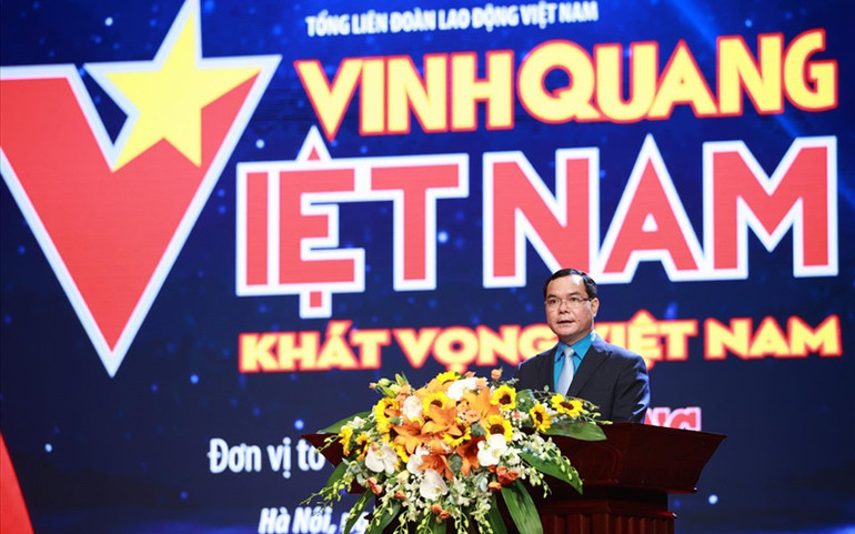 Tôn vinh các tập thể, cá nhân tại Chương trình Vinh Quang Việt Nam năm 2021 -0