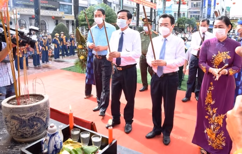 Lễ hội Anh hùng dân tộc Nguyễn Trung Trực ở Kiên Giang -0