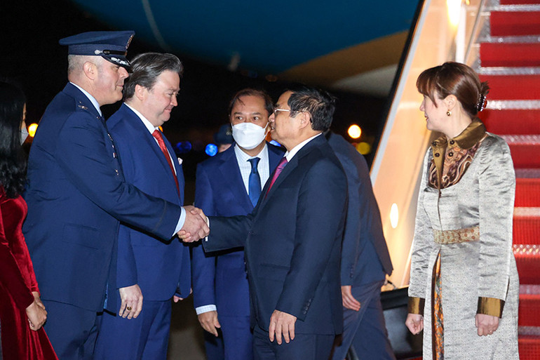 Thủ tướng Phạm Minh Chính tới thủ đô Washington bắt đầu chuyến công tác tại Hoa Kỳ -0