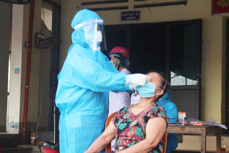 Nghệ An thêm 4 ca mắc Covid-19 -0