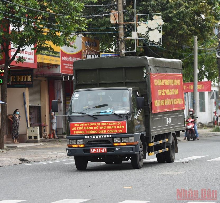 Ngày “bình thường mới” đầu tiên ở Đồng Nai -0