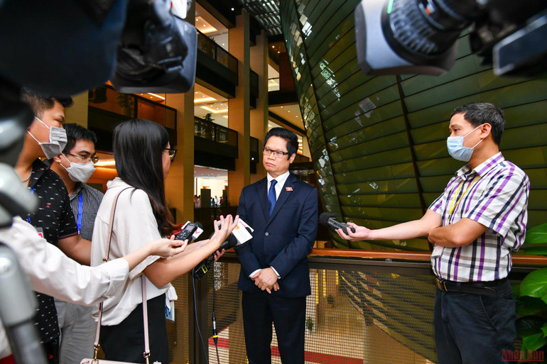 Trách nhiệm thực hiện lời hứa trước cử tri và nhân dân -0