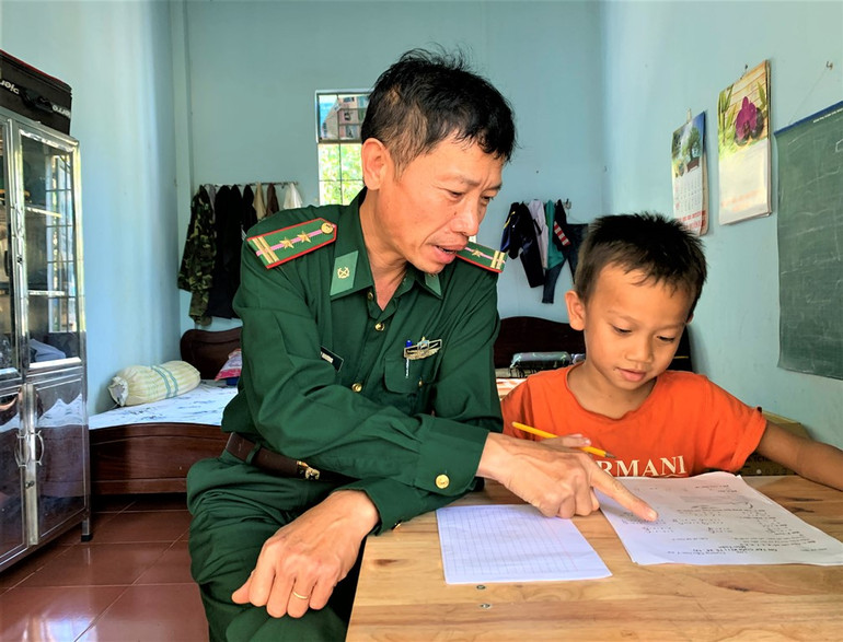 Ngày cuối năm ở Đồn Biên phòng Sê-rê-pốk -0