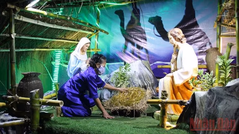 Không khí Giáng sinh nơi xứ đạo Phú Thượng -0