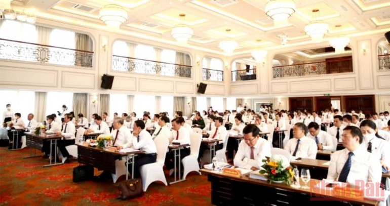 Các đại biểu tham dự hội nghị. (Ảnh: NGUYÊN ANH) Tổng kết thực tiễn, nâng cao chất lượng xét xử trong Tòa án Nhân dân -0