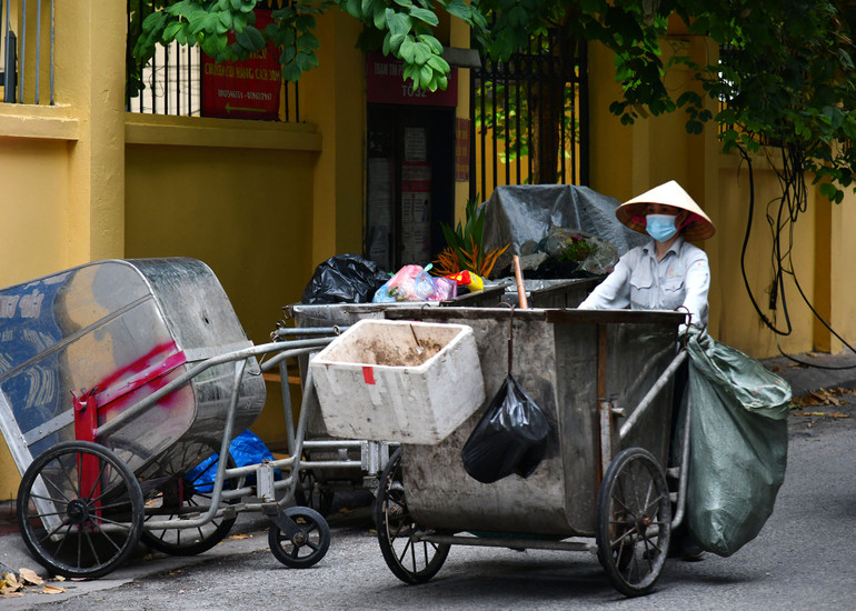 Hà Nội “sống chậm” trong những ngày giãn cách -0