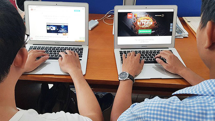 Sôi động giao dịch tiền mã hóa -0