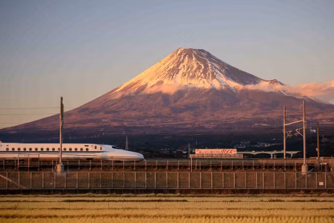 Tàu Thống nhất lọt top 10 tuyến tàu đẹp nhất thế giới -0