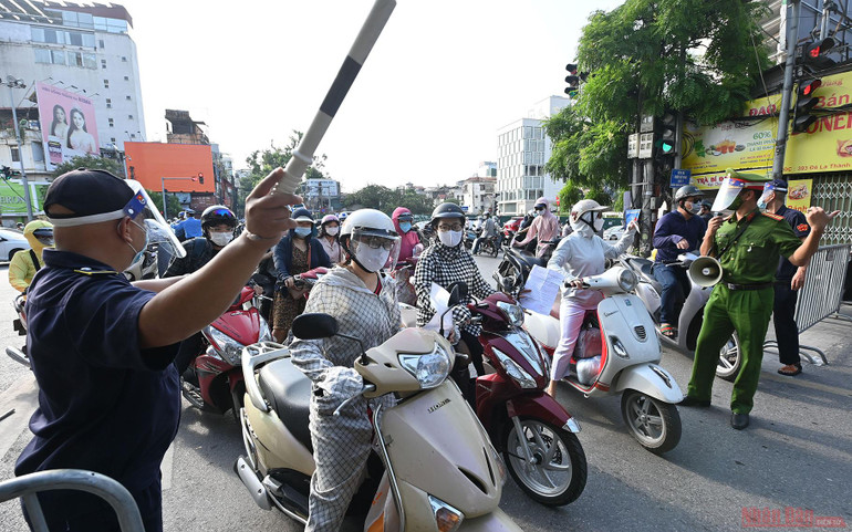 Chot_kiem_soat_dich_covid_tren_p-1627775428346.jpg