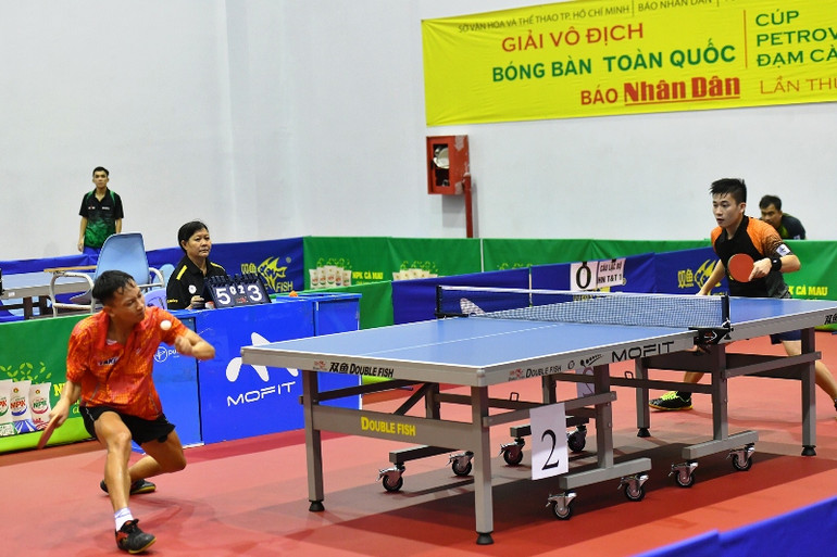 Mãn nhãn với các cặp đấu ở bán kết đồng đội nam, nữ -4