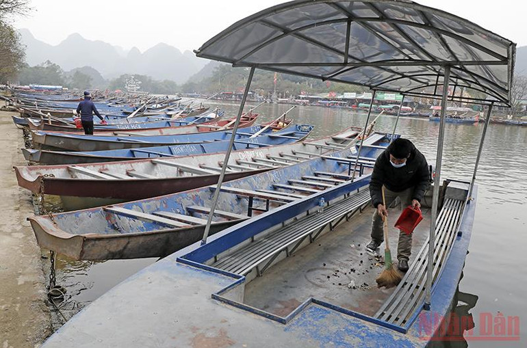 Chùa Hương trước ngày đón khách chính thức -3