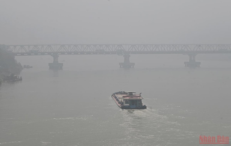 Ô nhiễm bụi mịn và chất lượng không khí trên địa bàn Hà Nội ở mức “rất xấu” -0