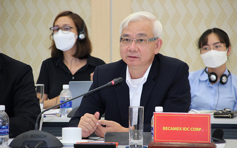 Tổng Giám đốc Tổng Công ty Becamex IDC Phạm Ngọc Thuận chia sẻ với doanh nghiệp về Khu công nghiệp khoa học công nghệ và Trung tâm Thương mại thế giới Thành phố mới Bình Dương. Bình Dương tổ chức hội nghị đối thoại doanh nghiệp Hà Lan -0