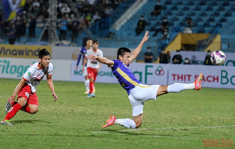 CLB Hà Nội giành chiến thắng đậm trong ngày chia tay Quang Hải -0