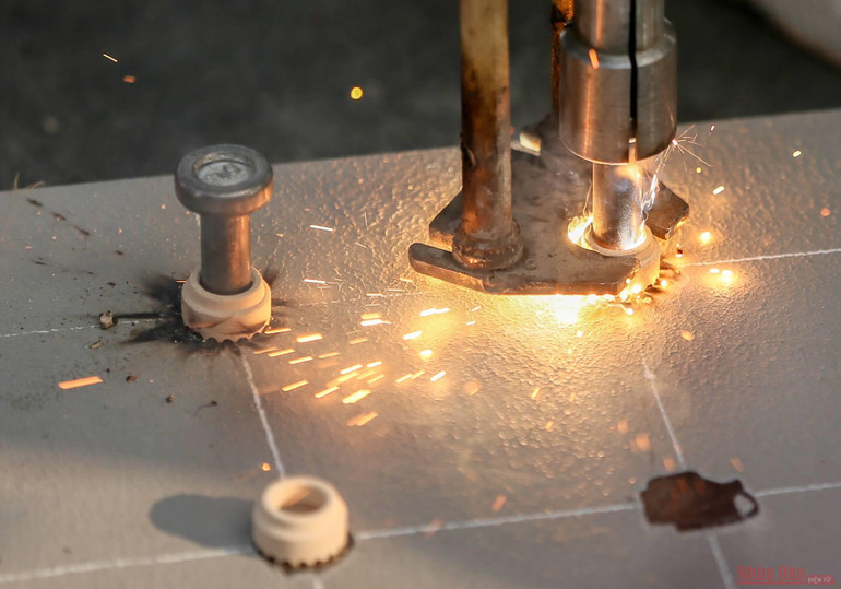 Dự kiến hoàn thành sửa cầu Thăng Long vào 31-12 -0