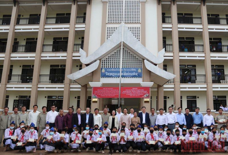 Thúc đẩy hợp tác toàn diện giữa Việt Nam và Lào -0