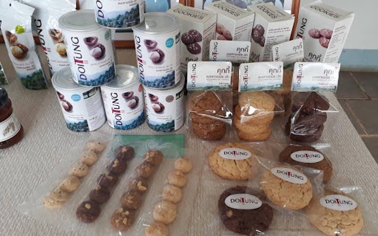 Hành trình đẩy “tảng đá” mắc-ca -1