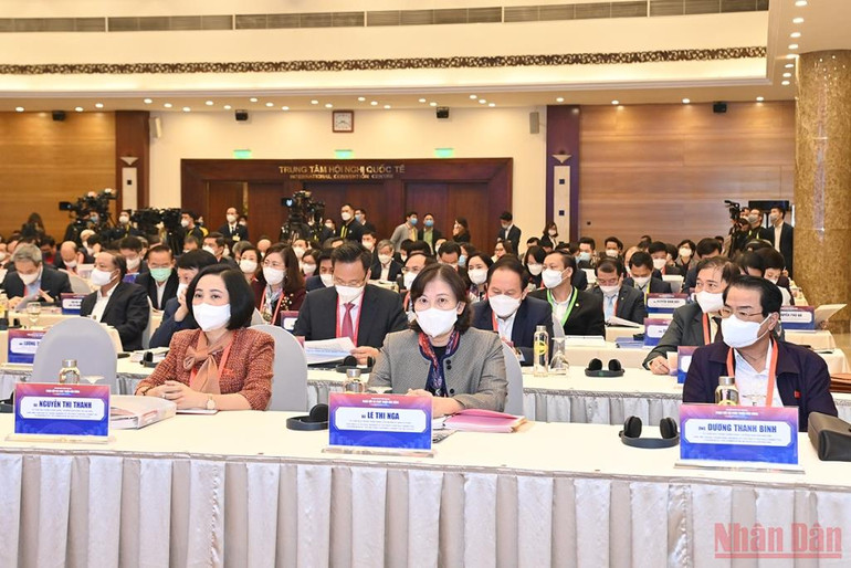 Nhiều ý kiến tâm huyết, thiết thực trong việc phục hồi và phát triển kinh tế-xã hội tại Diễn đàn Kinh tế Việt Nam 2021 -1