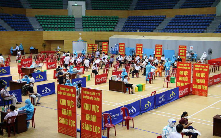 Đà Nẵng triển khai chiến dịch tiêm vaccine cho gần 200.000 người -0