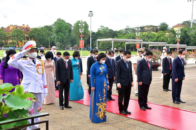 Lãnh đạo Đảng, Nhà nước vào Lăng viếng Chủ tịch Hồ Chí Minh -0