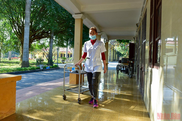 “Mối lương duyên” trong trung tâm điều dưỡng thương bệnh binh -0