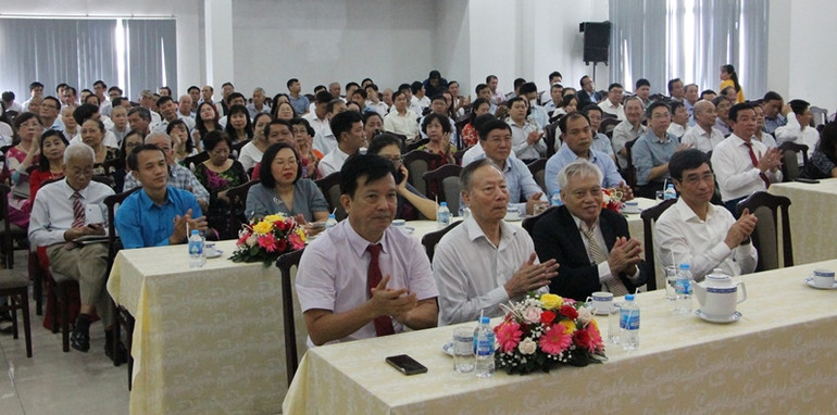 Các đồng chí đại biểu dự lễ kỷ niệm. Nhà in báo Nhân Dân tại TP Hồ Chí Minh kỷ niệm 45 năm thành lập -0