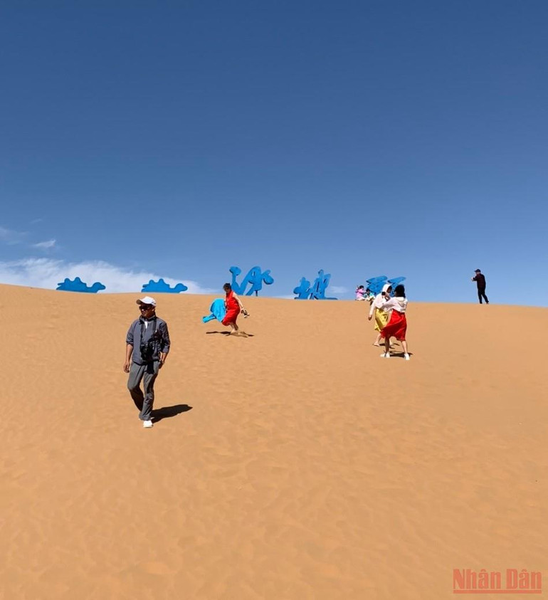 Khám phá sa mạc Tengger Trung Quốc -0