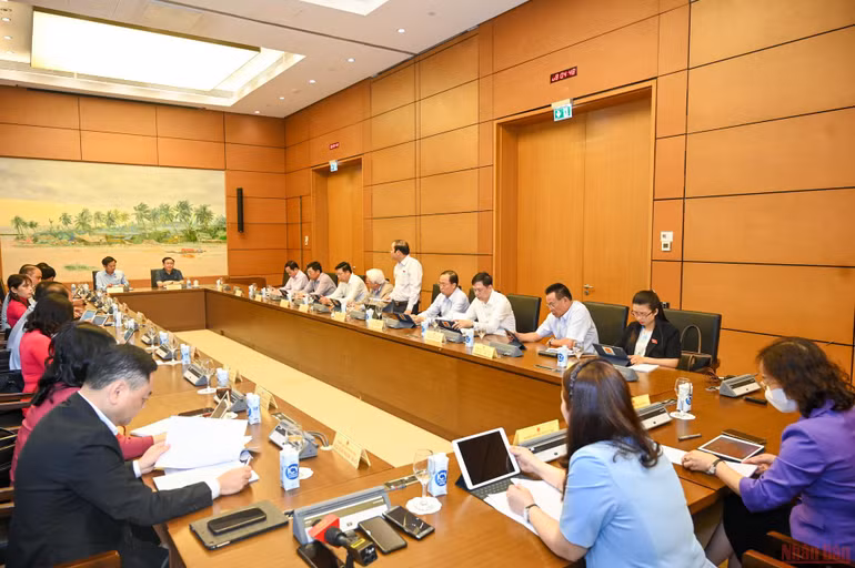 Tiền có, cơ chế thoáng, nhưng không giải ngân được là do đâu? -0