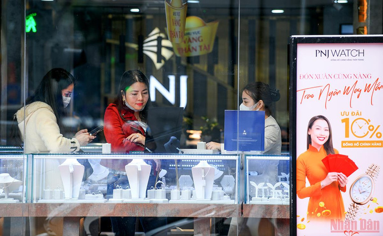 Thị trường quà tặng Valentine 2022: Đa dạng sản phẩm, mua sắm online lên ngôi -0