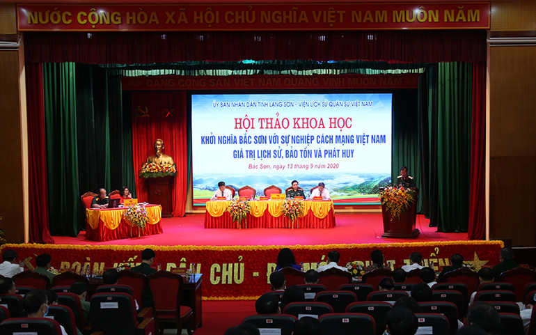 Quang cảnh hội thảo.