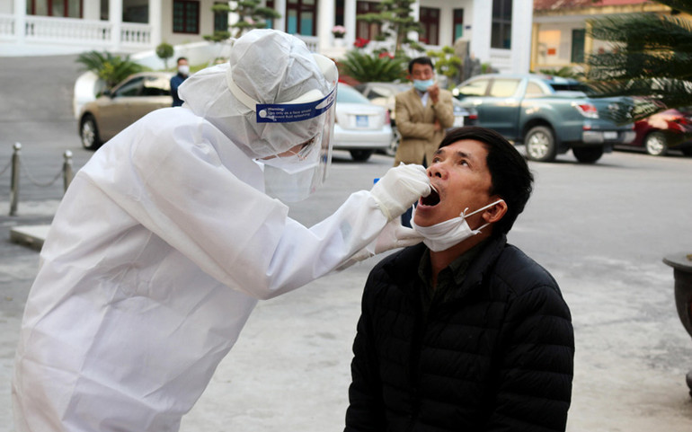 Vân Đồn phạt năm trường hợp trốn chốt kiểm soát dịch Covid-19 -0