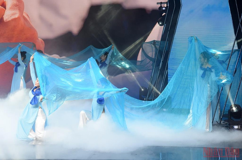 Thủ tướng Phạm Minh Chính dự chương trình “Khát vọng Đại dương xanh” -0