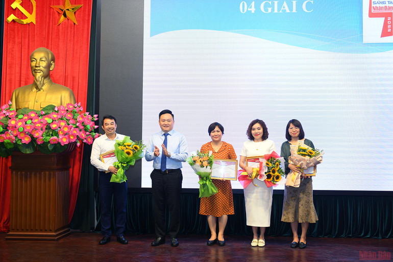 Báo Nhân Dân tổ chức Ngày đổi mới sáng tạo lần thứ nhất ảnh 6 Báo Nhân Dân tổ chức Ngày đổi mới sáng tạo lần thứ nhất -0