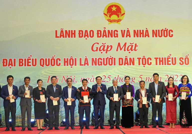 Gặp mặt đại biểu Quốc hội là người dân tộc thiểu số -0