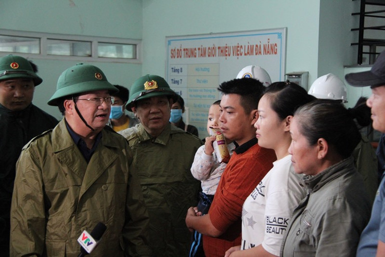 Phó Thủ tướng Trịnh Đình Dũng chỉ đạo công tác phòng chống bão -0