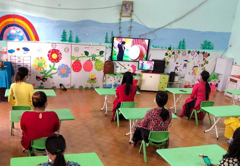 Tiếng trống không vọng phía sân trường -0