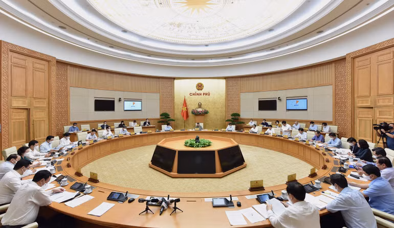 Chính phủ họp phiên thường kỳ tháng 10 -0