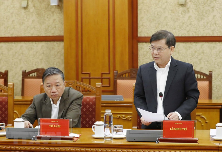 Ông Lê Minh Trí, Ủy viên Trung ương Đảng, Viện trưởng Viện Kiểm sát nhân dân tối cao phát biểu tại cuộc họp. Tổng Bí thư chủ trì họp Thường trực Ban Chỉ đạo Trung ương về chống tham nhũng -0