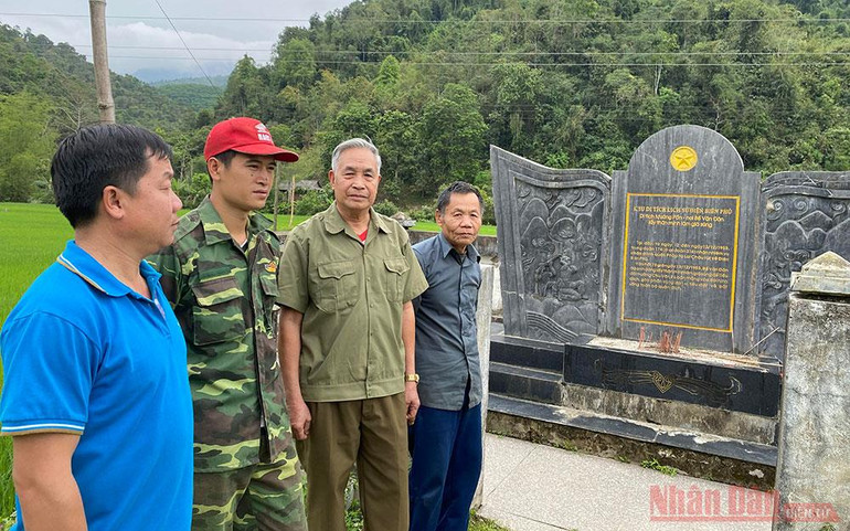 Kể chuyện bên di tích Mường Pồn - nơi Anh hùng liệt sĩ Bế Văn Đàn đã anh dũng hy sinh. No ấm Mường Pồn -0