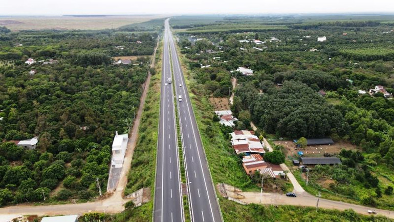 Tháo điểm nghẽn giao thông kết nối vùng Đông Nam Bộ -0