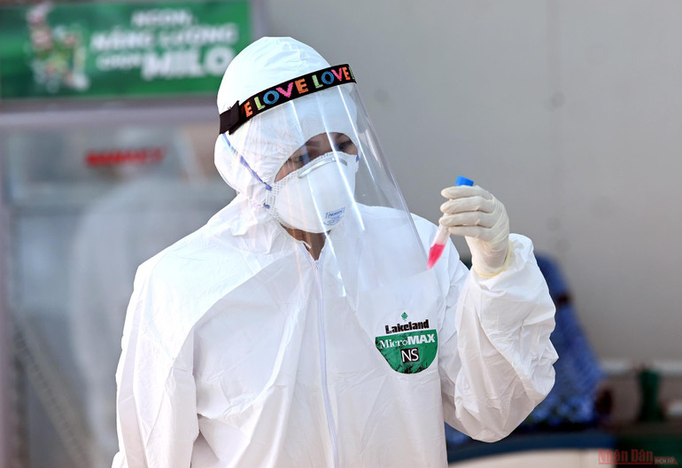Hà Nội xét nghiệm PCR cho người dân trở về từ Đà Nẵng -7